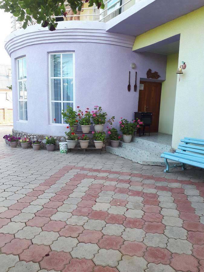 Prestige Guest House โชลปอน-อาตา ภายนอก รูปภาพ